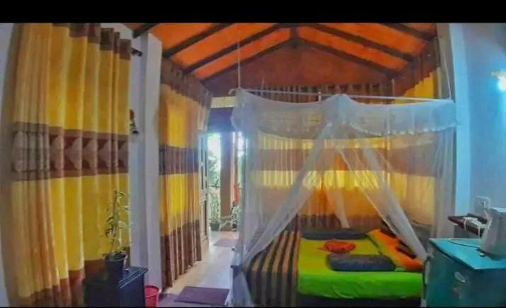 Mid Scenery Home Stay Ella Bilik gambar